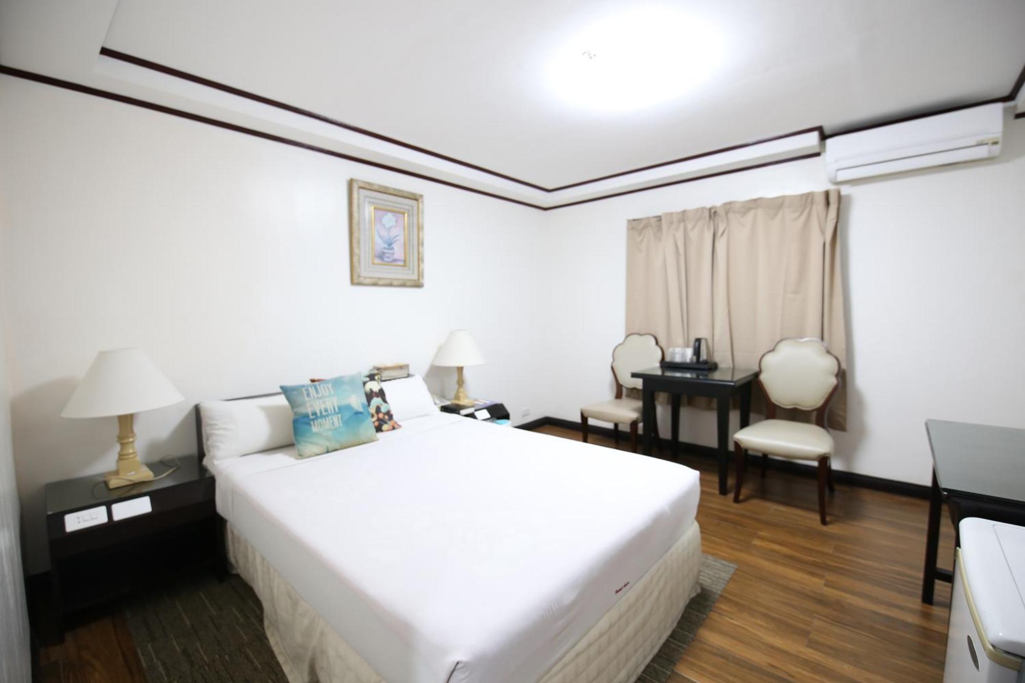 Hotel Asia Cebu Stadt Exterior foto