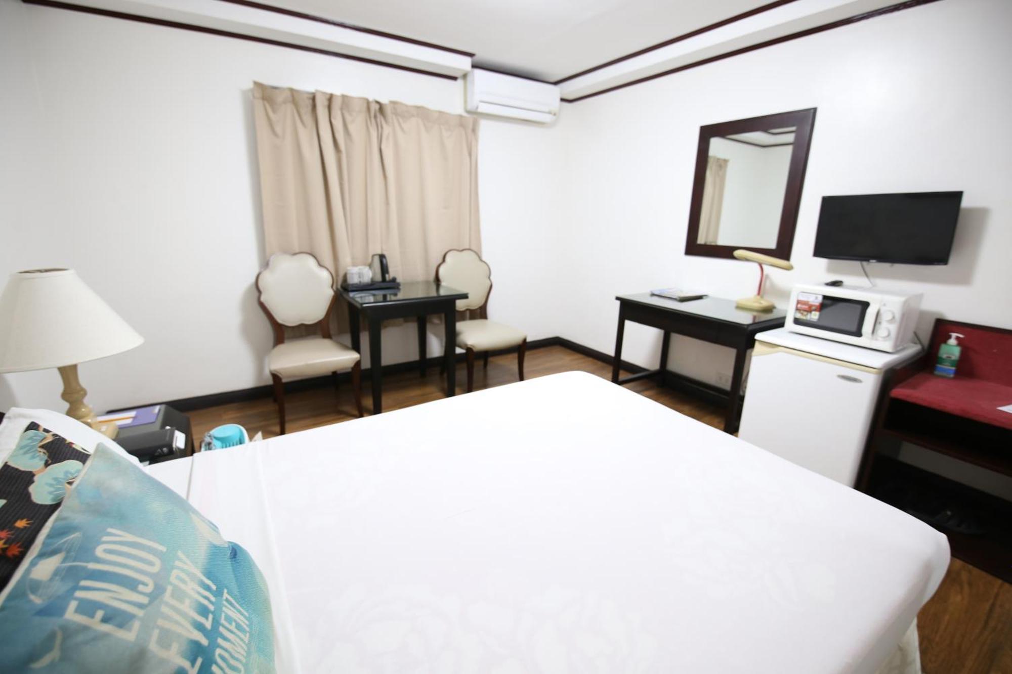 Hotel Asia Cebu Stadt Exterior foto