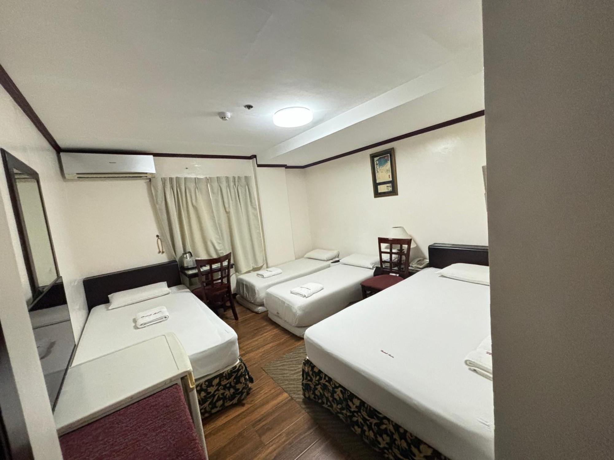 Hotel Asia Cebu Stadt Exterior foto